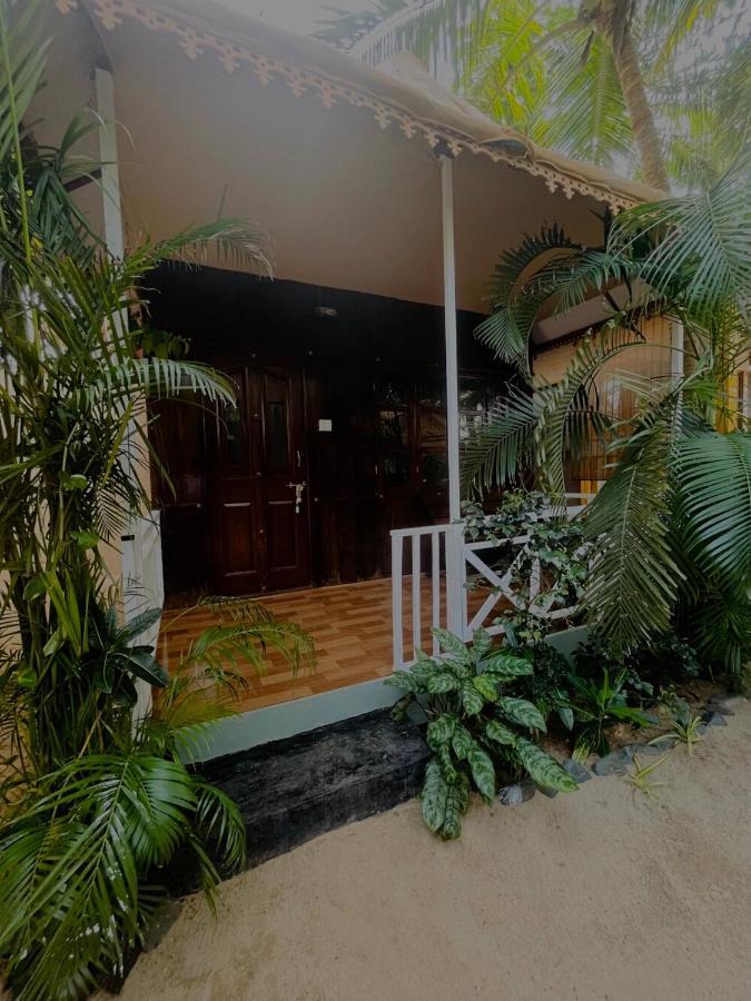 The Baker Cottages Canacona Exterior photo